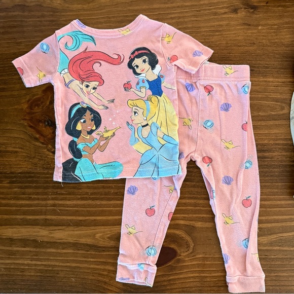 14-Piece Baby/Toddler Clothing & Accessories & Shoes Bundle - Picture 5 of 15